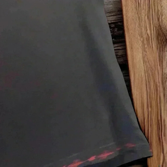 Hollister California Men's medium black/red logo T-shirt. Size medium. - Picture 2 of 3